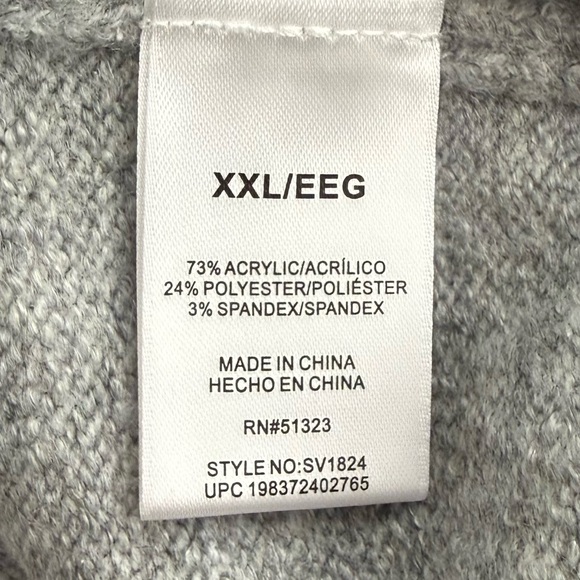 Vince Camuto Light Gray Sweater with Red Heart Size XXL - Picture 3 of 3